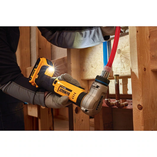 Dewalt DCE400D2 20V MAX 1-Inch Pex Cordless Rotating Head Expander Tool Kit - Image 3